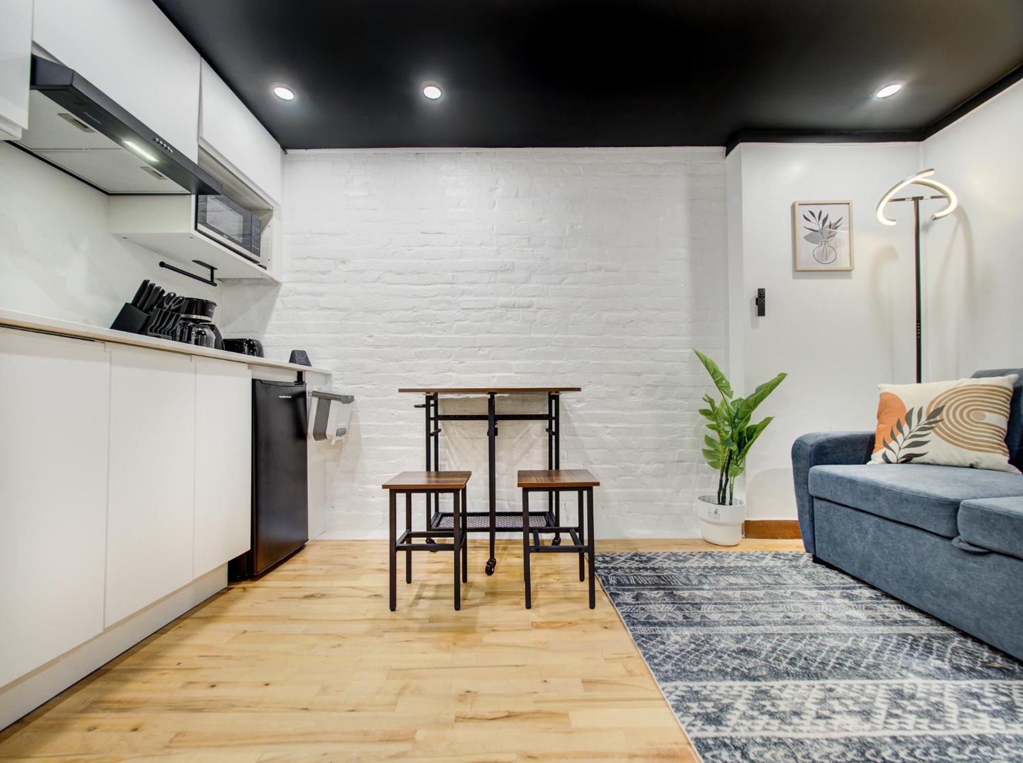 Stylish-24 1-bedroom In Homa