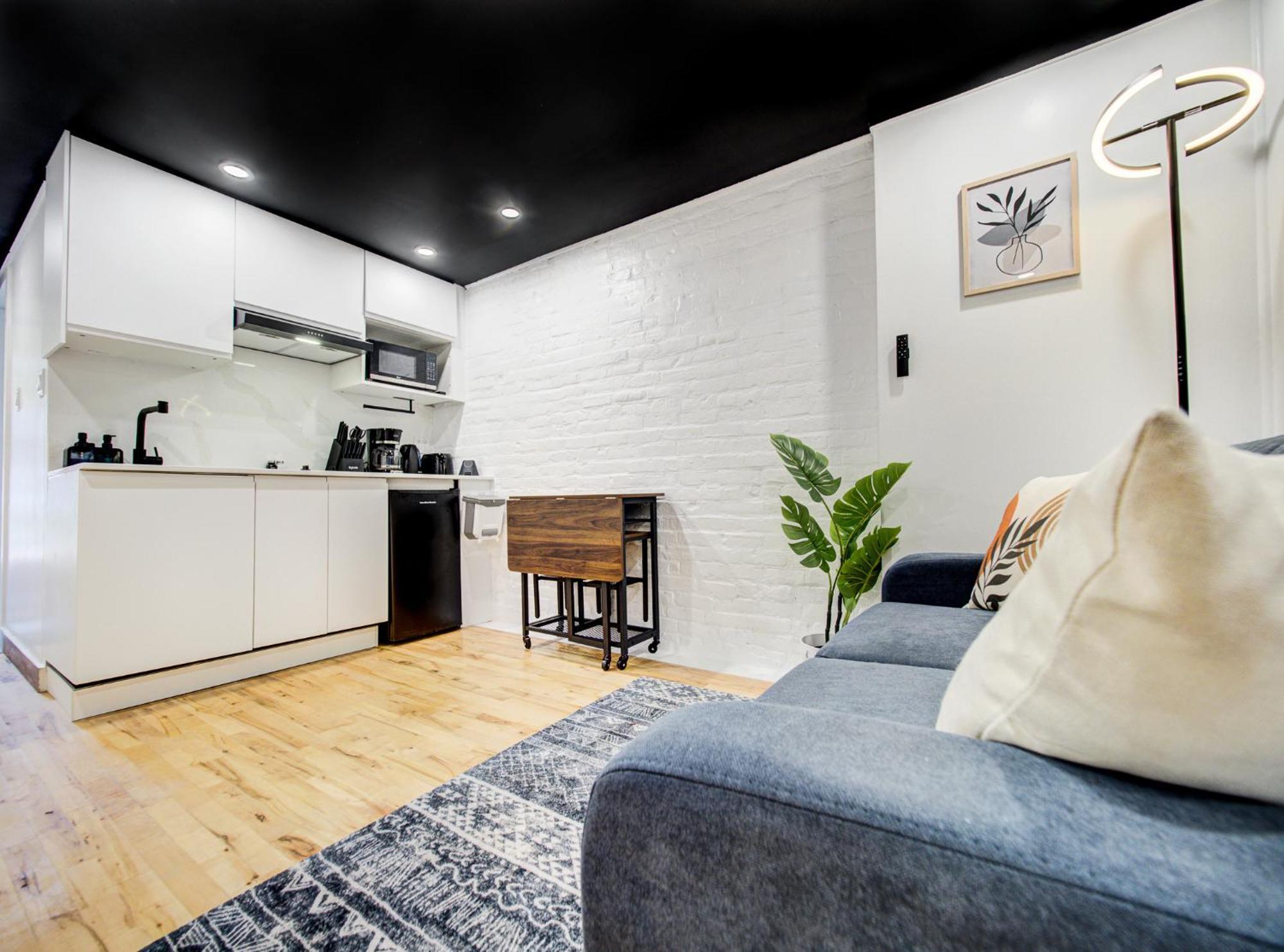 Stylish-24 1-bedroom In Homa Montreal