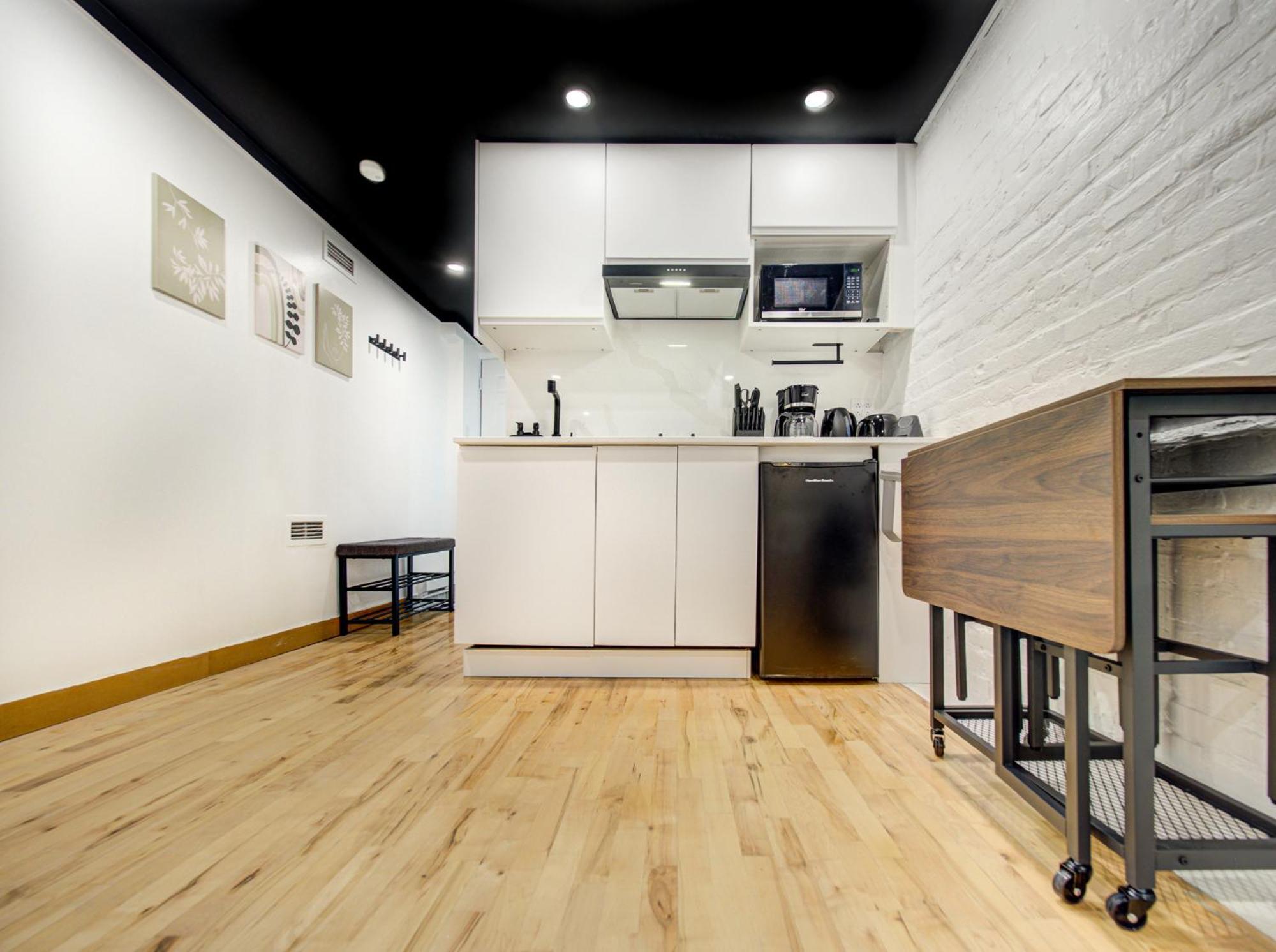 Stylish-24 1-bedroom In Homa Montreal