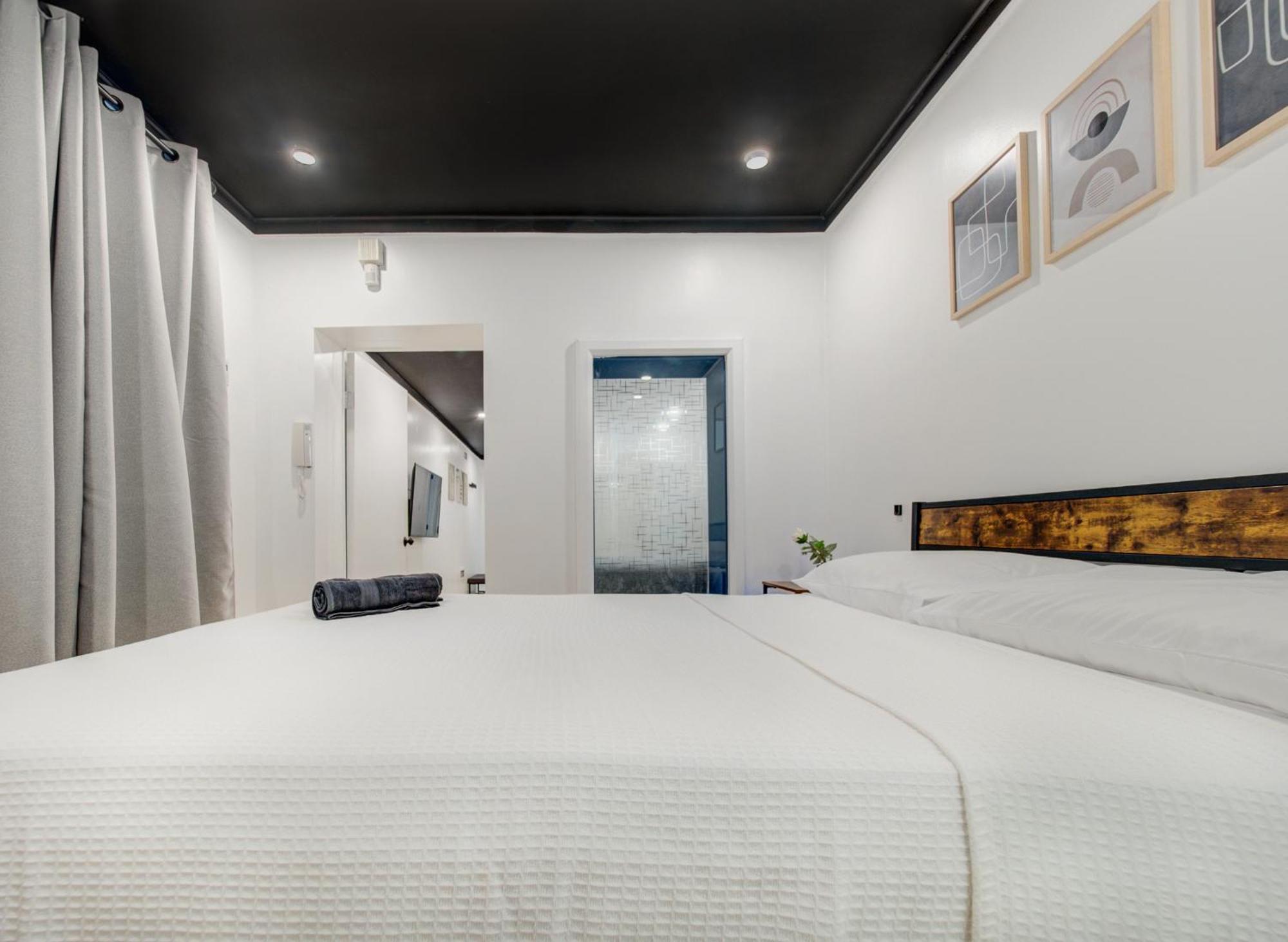 Stylish-24 1-bedroom In Homa Montreal